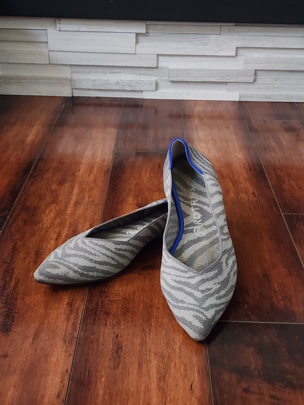 Rothy’s The Point Gray Patterned Knit Pointed Toe Flats W10.5